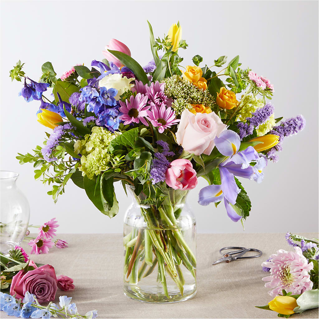 Pastel Tradition - A Florist Original – Park Lake Flowers, Mc Gregor TX