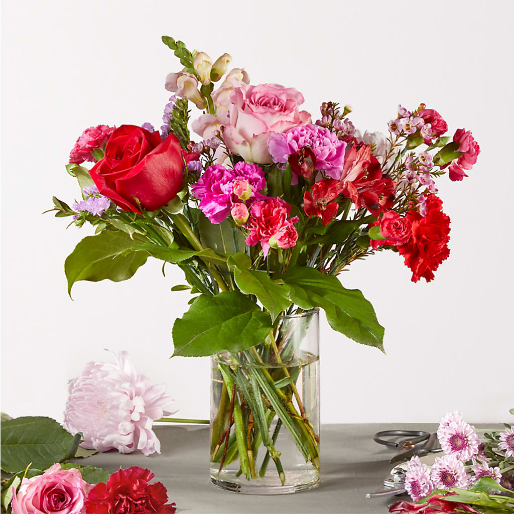 Regal Jewel – A Florist Original – Park Lake Flowers, Mc Gregor TX