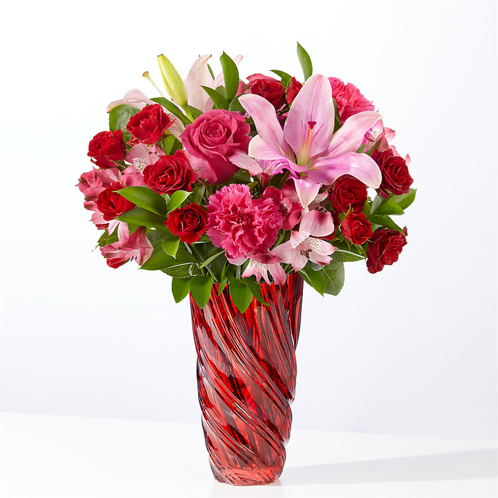 In Love Bouquet with Luxe Swirl Vase – Park Lake Flowers, Mc Gregor TX