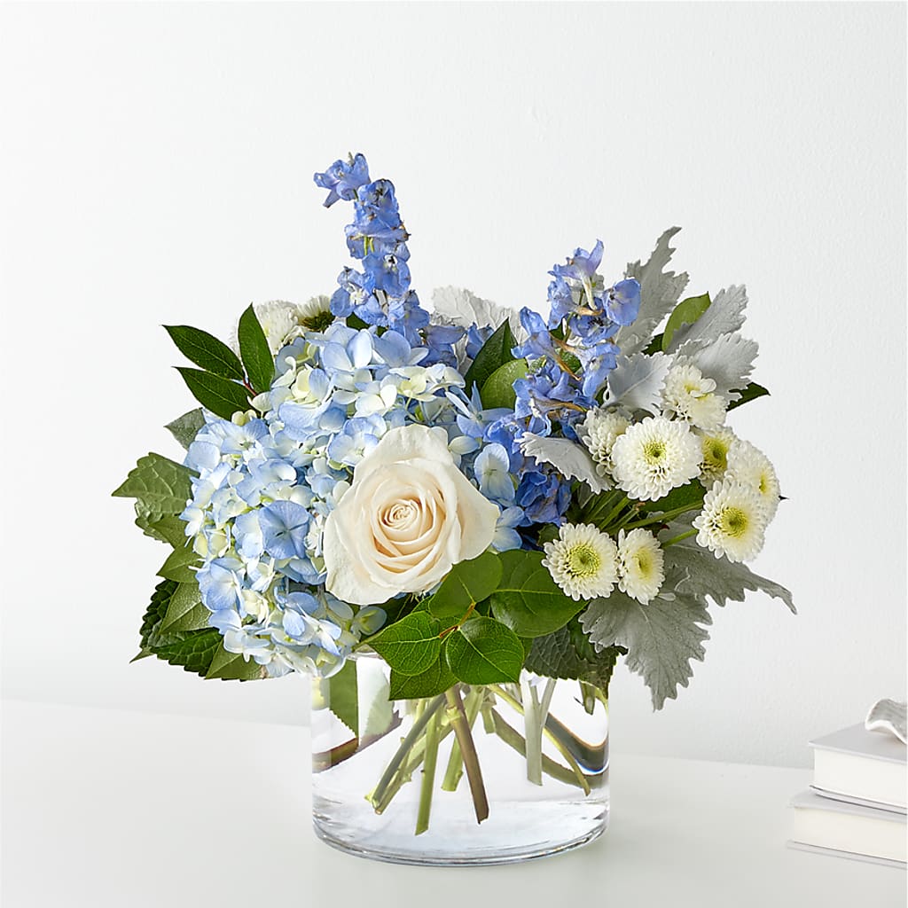 Clear Skies Bouquet – Park Lake Flowers, Mc Gregor TX