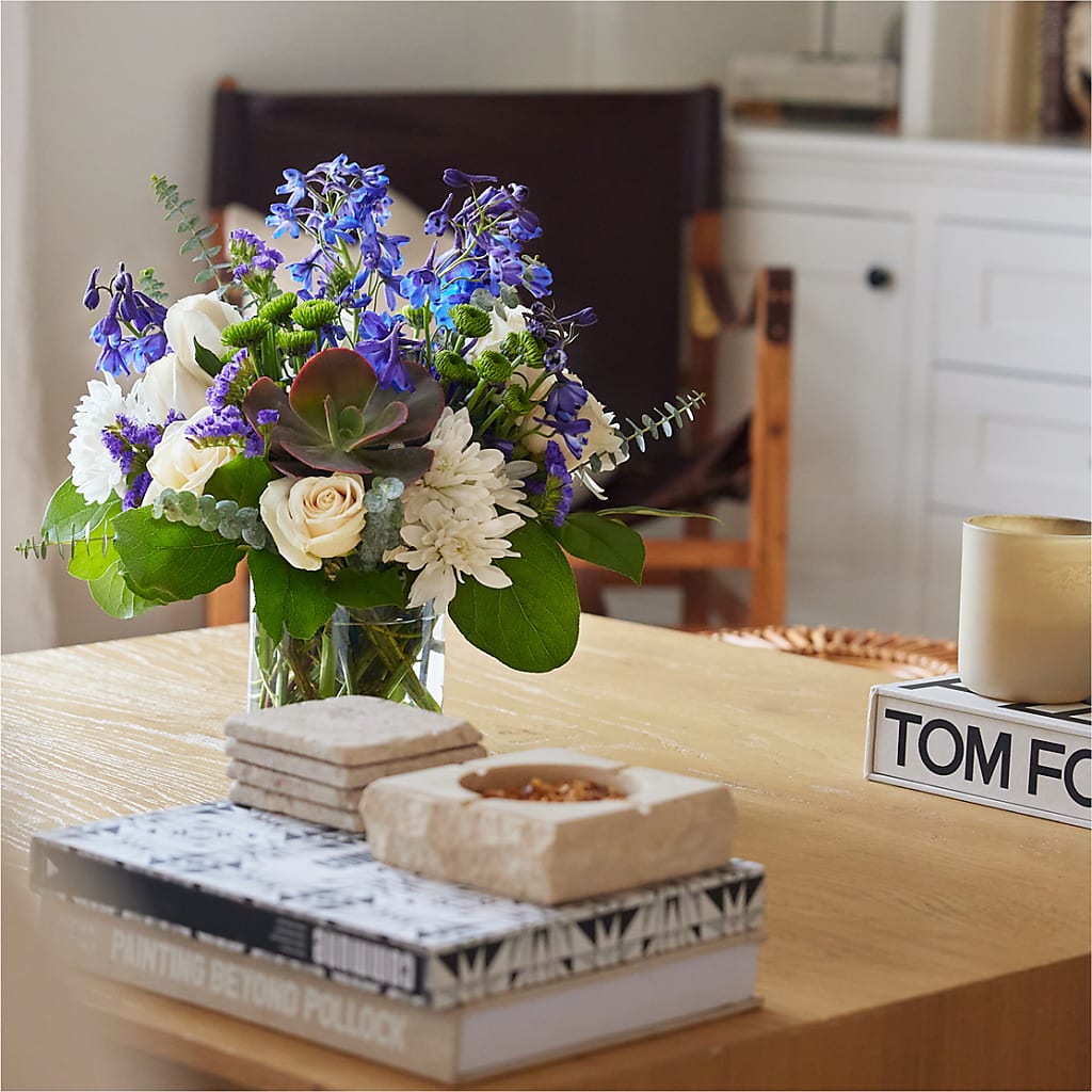 Cerulean Waves Bouquet – Park Lake Flowers, Mc Gregor TX