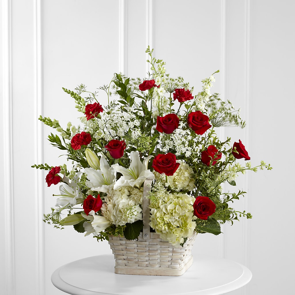 In Loving Memory Arrangement – Park Lake Flowers, Mc Gregor TX