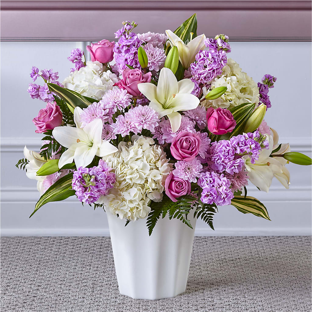 Heaven Sent Floor Basket – Park Lake Flowers, Mc Gregor TX