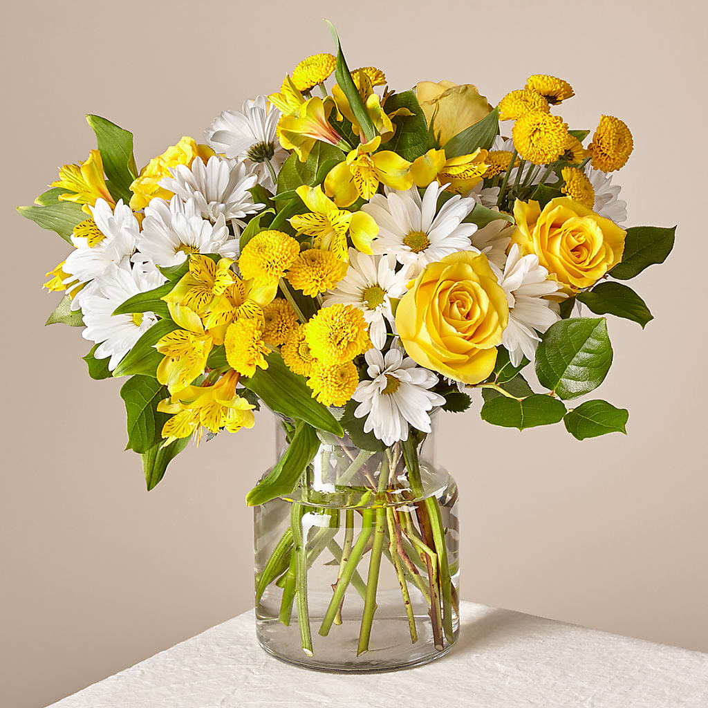 Sunny Sentiments Bouquet – Park Lake Flowers, Mc Gregor TX