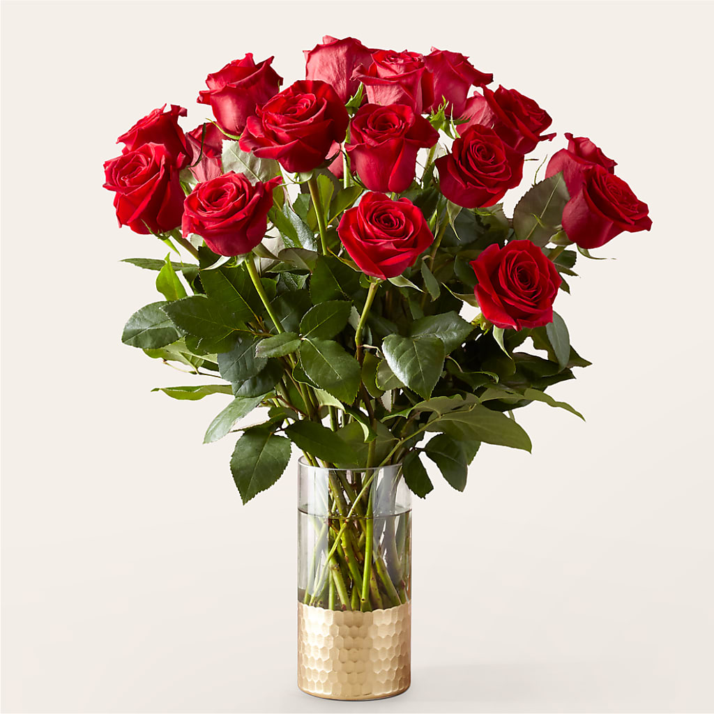 Classic Love Red Rose Bouquet – Park Lake Flowers, Mc Gregor TX