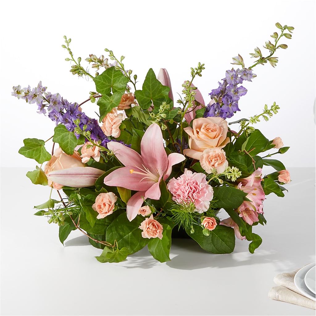 Blossom Time Centerpiece – Park Lake Flowers, Mc Gregor TX