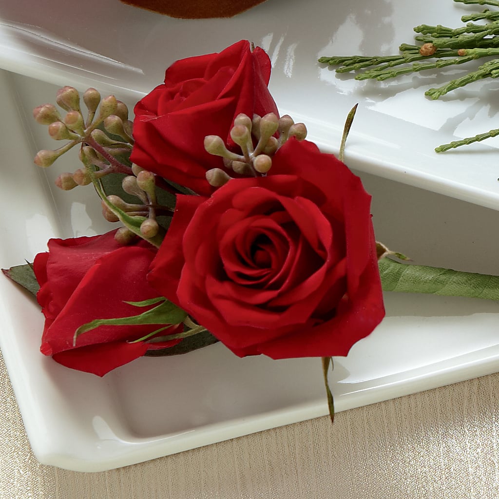 Red Spray Rose Boutonniere – Park Lake Flowers, Mc Gregor TX