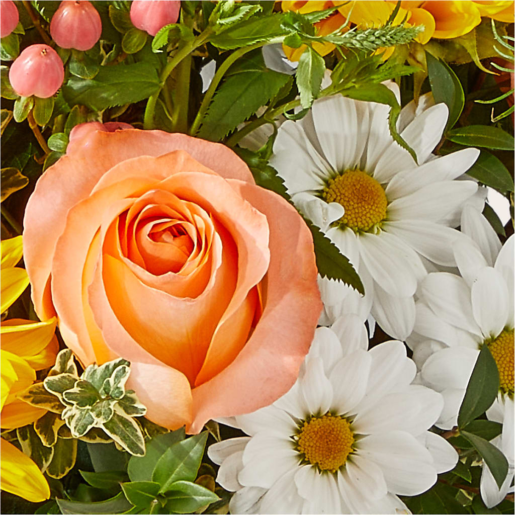 The Good Life Bouquet –  Park Lake Flowers, Mc Gregor TX