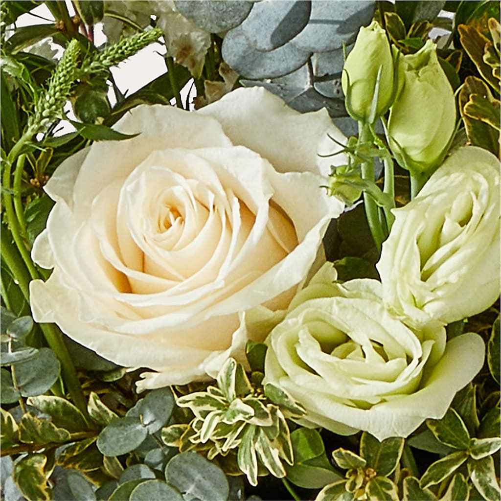 Cashmere Bouquet –  Park Lake Flowers, Mc Gregor TX