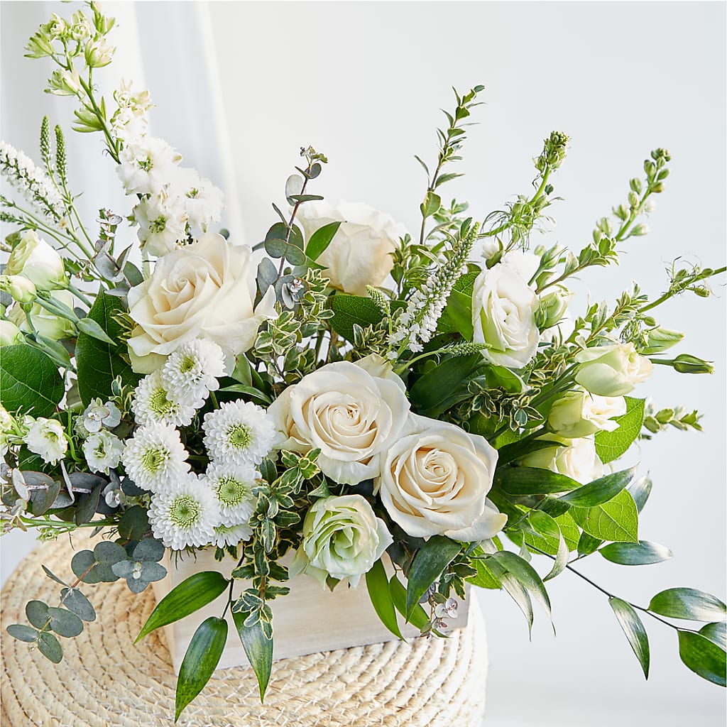 Cashmere Bouquet –  Park Lake Flowers, Mc Gregor TX