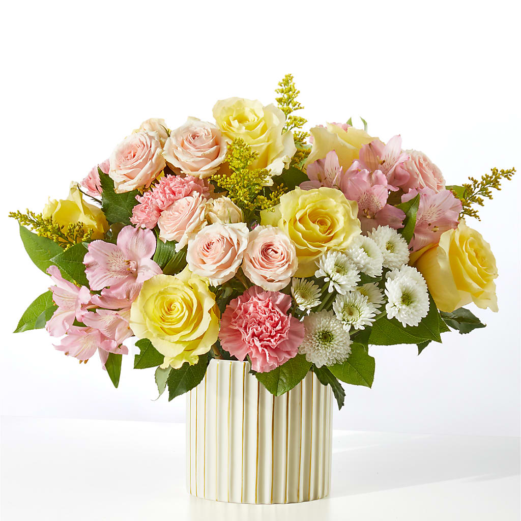 Watercolors Bouquet –  Park Lake Flowers, Mc Gregor TX