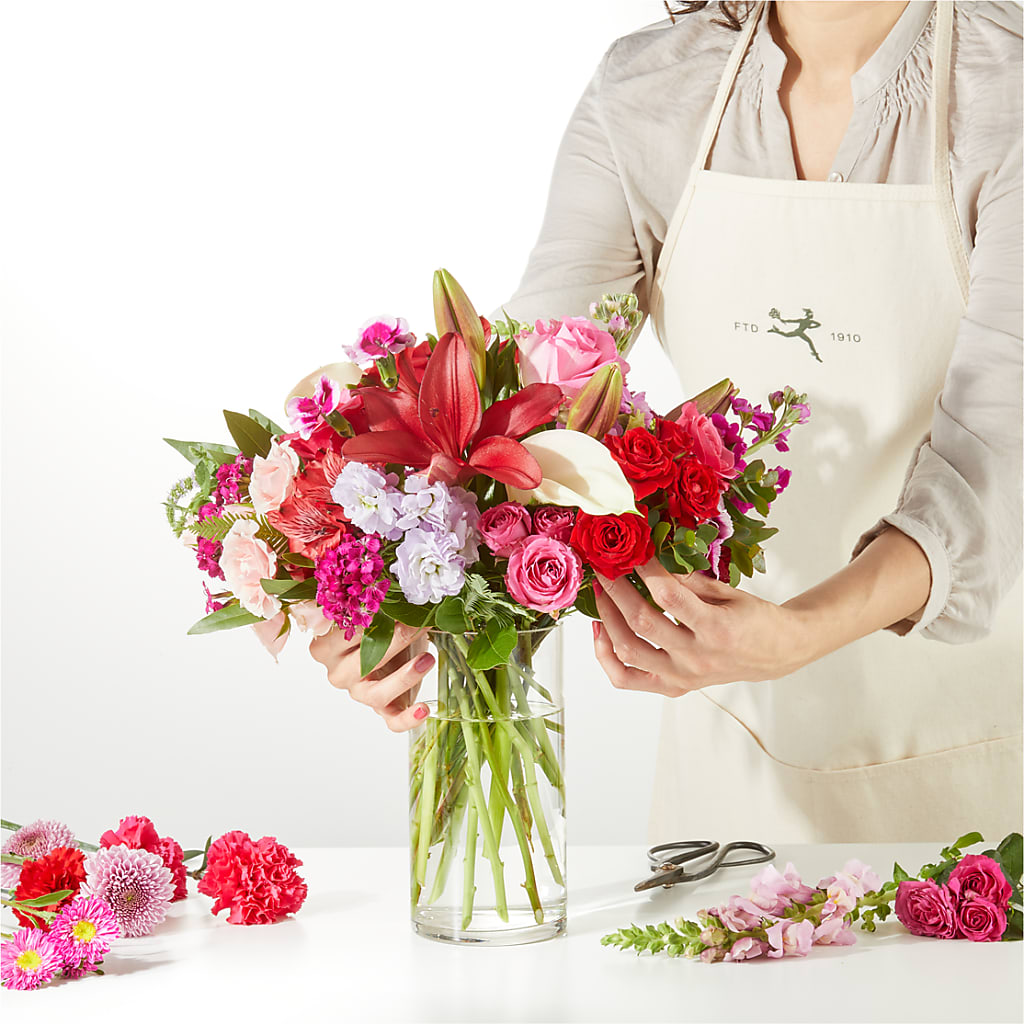 Swooning Over You - A Luxury Florist Original –  Park Lake Flowers, Mc Gregor TX