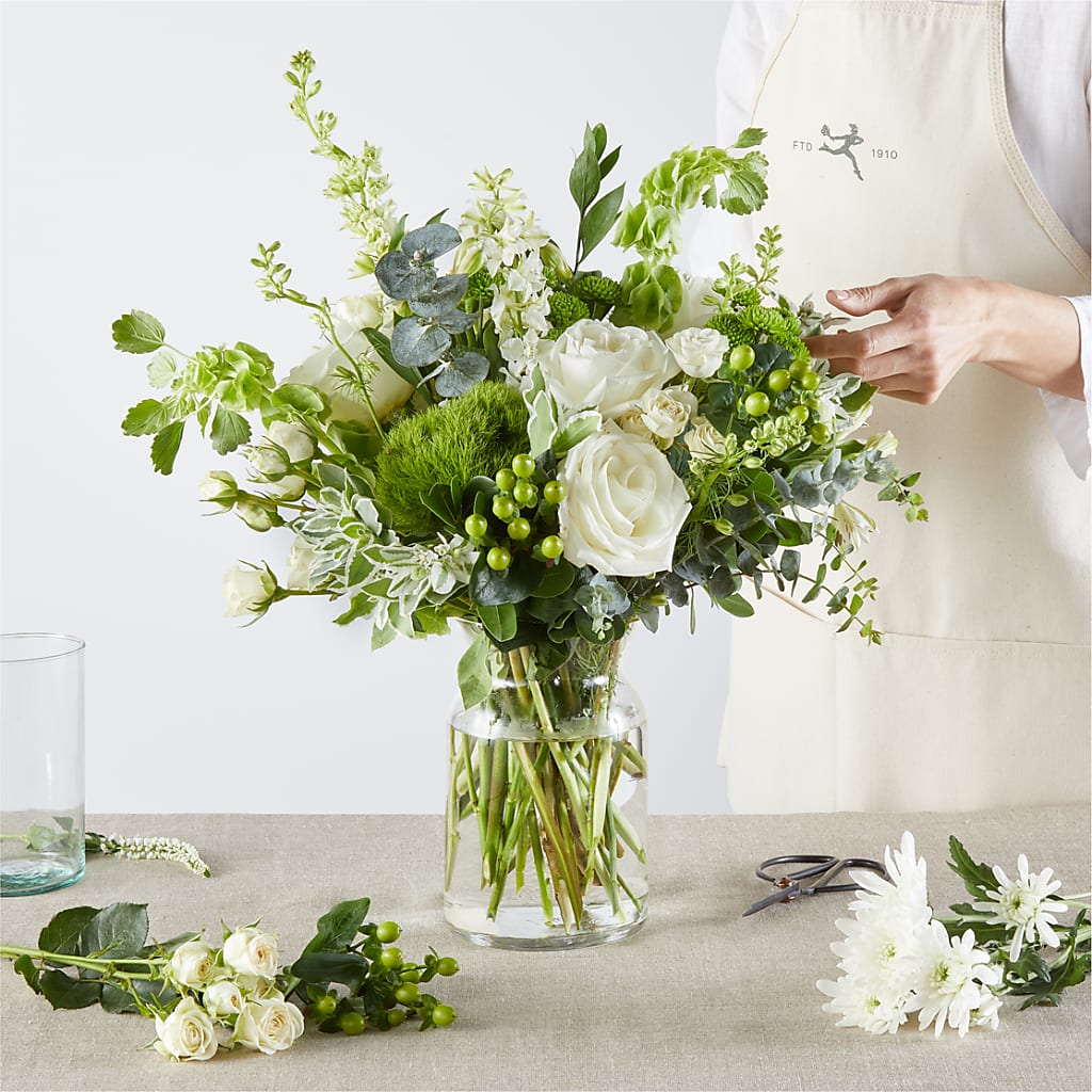 Irish Garden - A Florist Original –  Park Lake Flowers, Mc Gregor TX