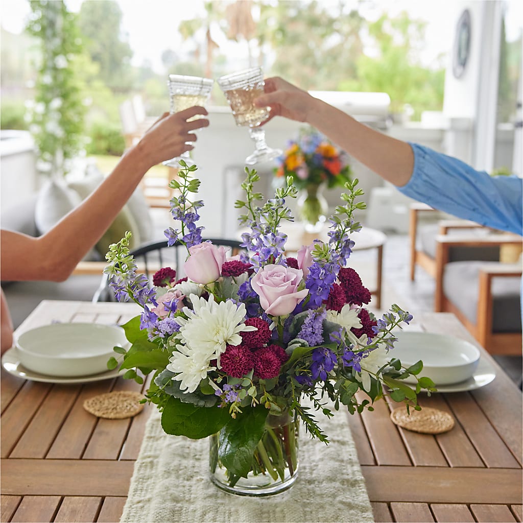 Violet Frost Bouquet –  Park Lake Flowers, Mc Gregor TX