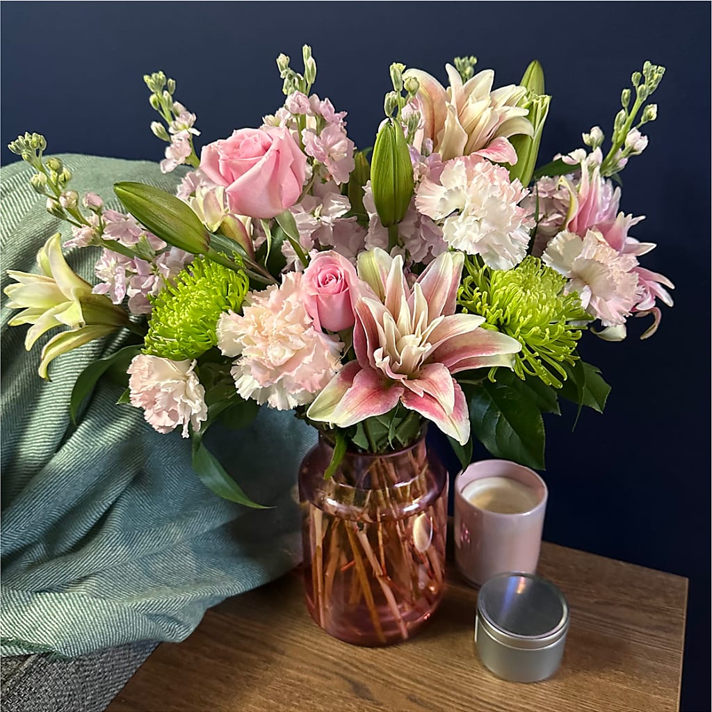 Pretty in Pink Bouquet –  Park Lake Flowers, Mc Gregor TX