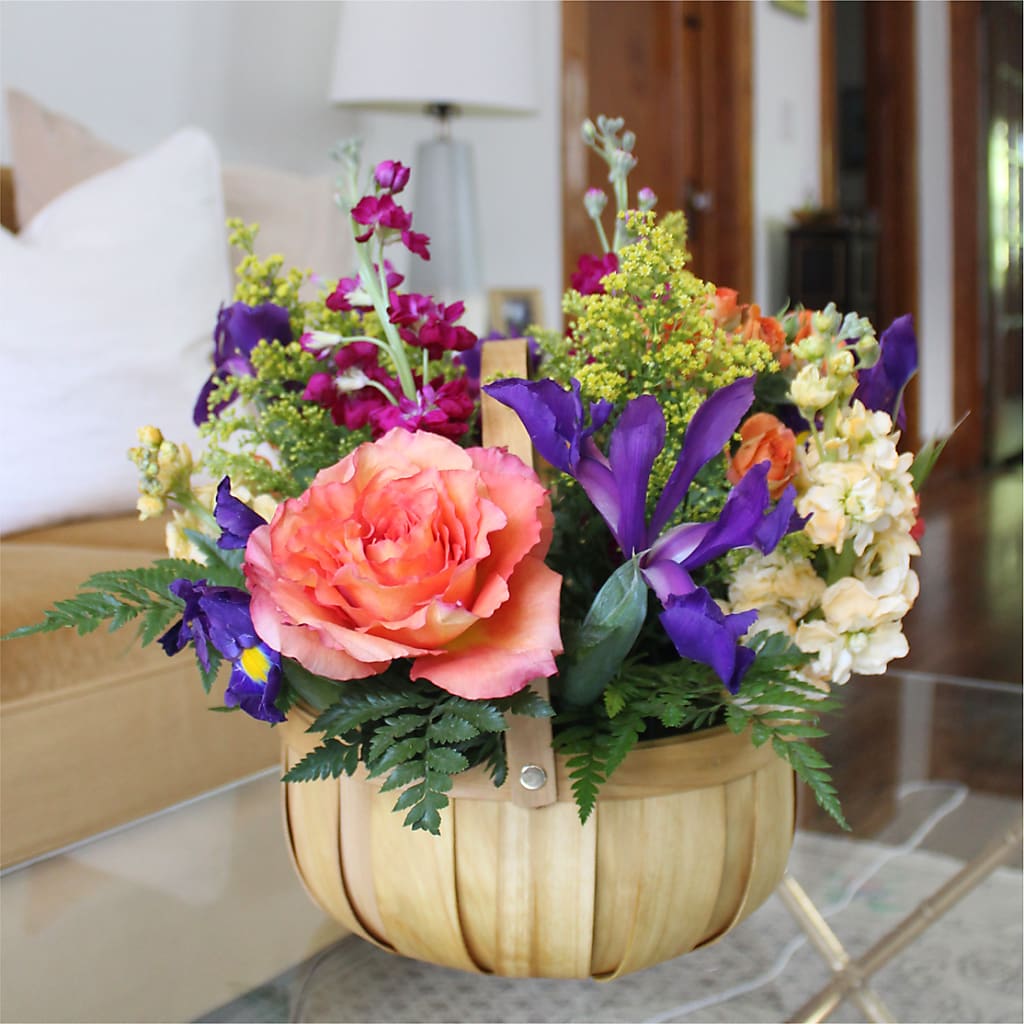 Garden of Life Basket –  Park Lake Flowers, Mc Gregor TX