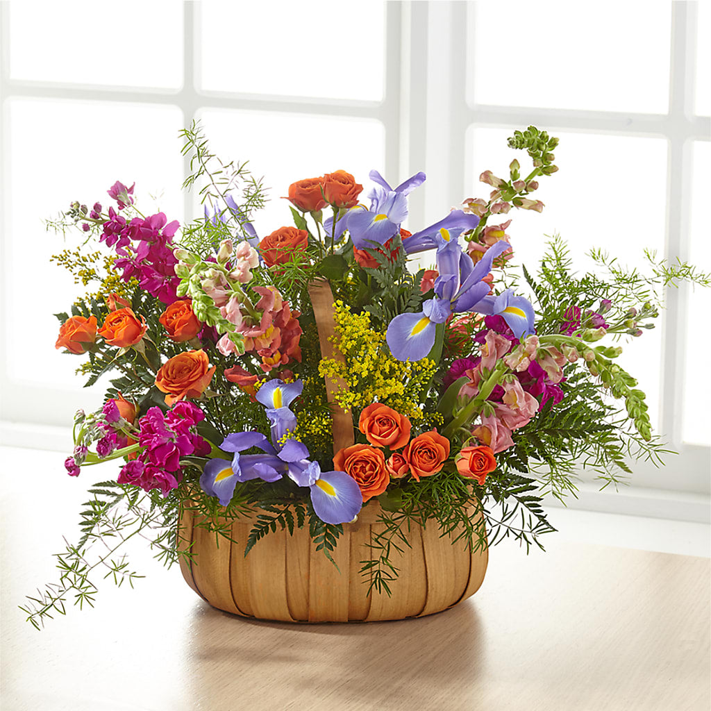 Garden of Life Basket –  Park Lake Flowers, Mc Gregor TX