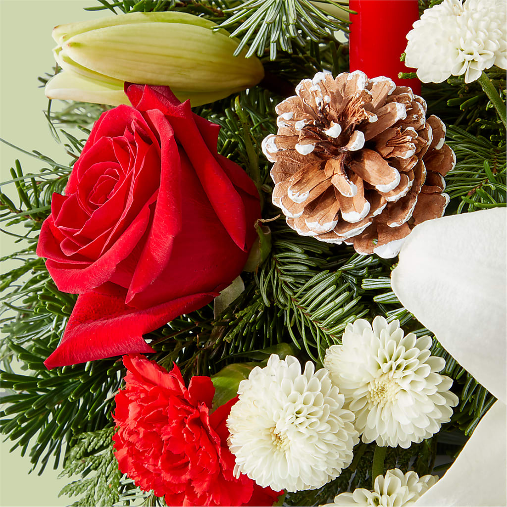 Seasonal Festivities Centerpiece –  Park Lake Flowers, Mc Gregor TX