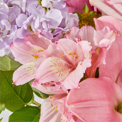 The Crown Jewel Bouquet –  Park Lake Flowers, Mc Gregor TX