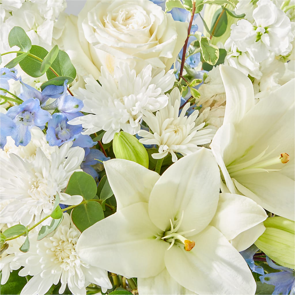 Peace of Mind Bouquet –  Park Lake Flowers, Mc Gregor TX