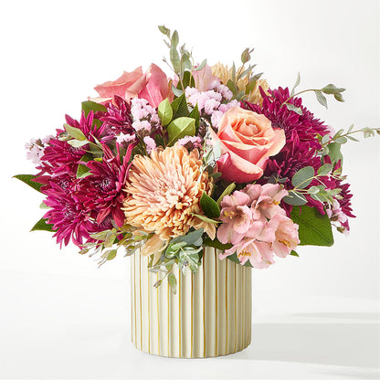Berry Cobbler Bouquet with Ivory Vase –  Park Lake Flowers, Mc Gregor TX
