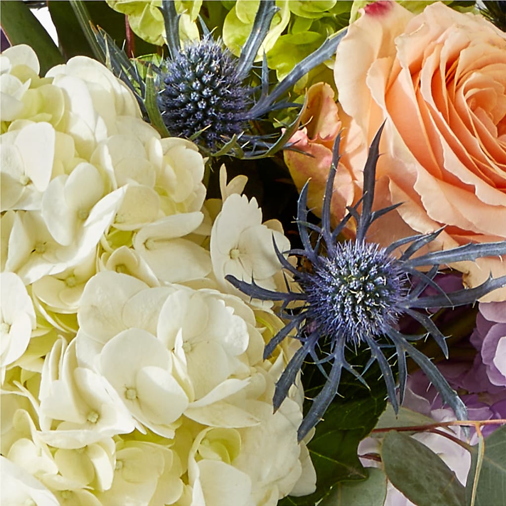 Porch Swing Bouquet –  Park Lake Flowers, Mc Gregor TX