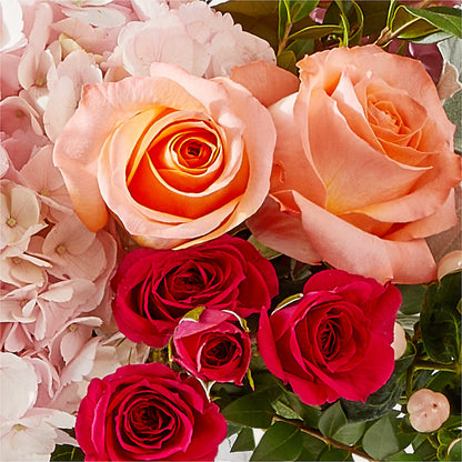 Glitz & Glam Bouquet –  Park Lake Flowers, Mc Gregor TX