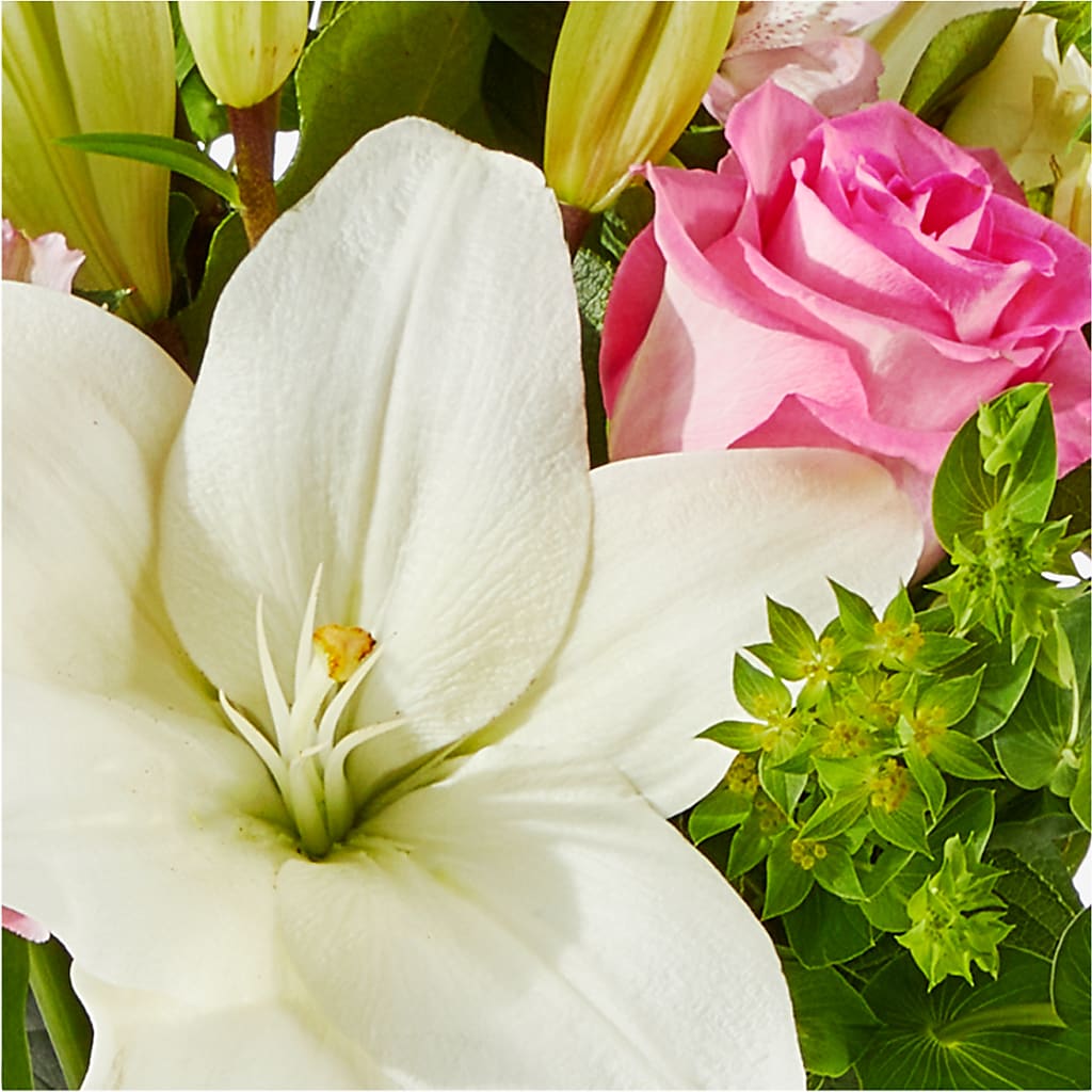 Fondly Bouquet –  Park Lake Flowers, Mc Gregor TX