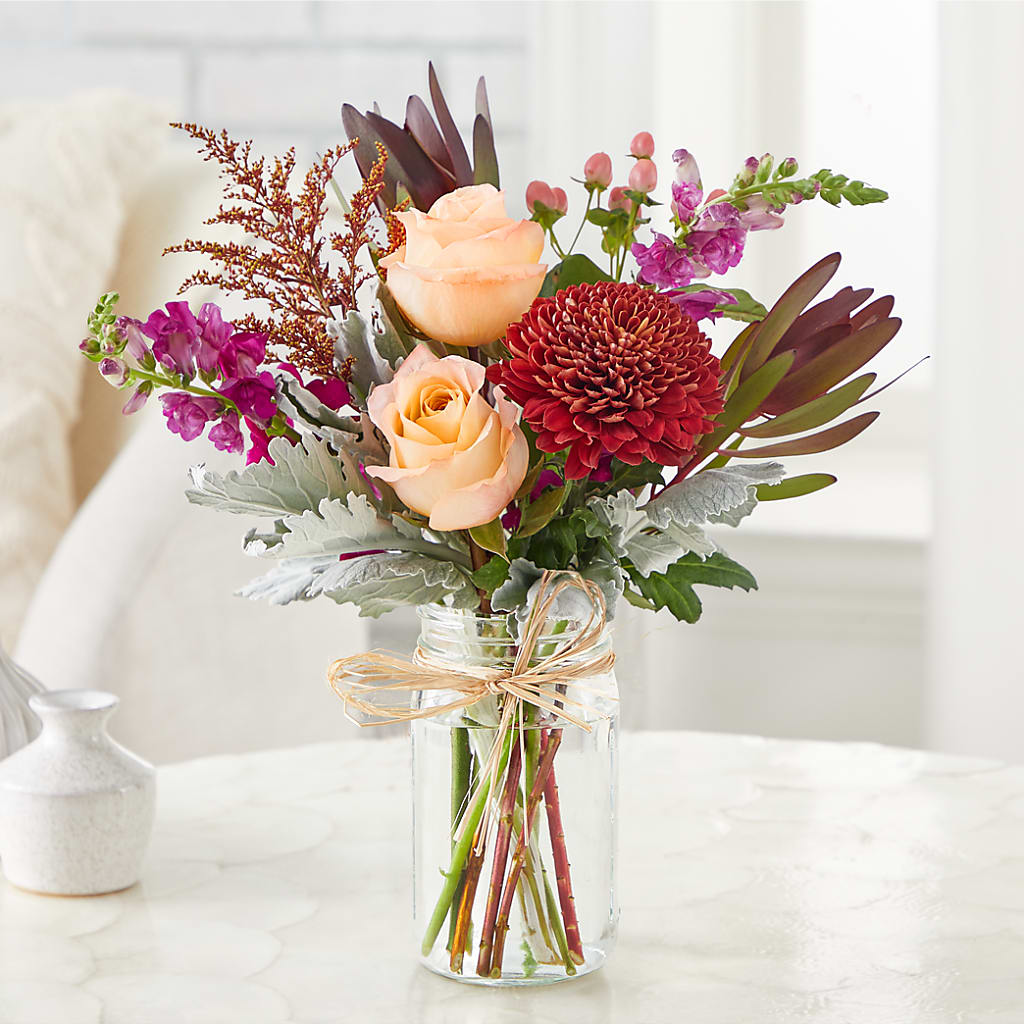 Moody Hues Bouquet –  Park Lake Flowers, Mc Gregor TX