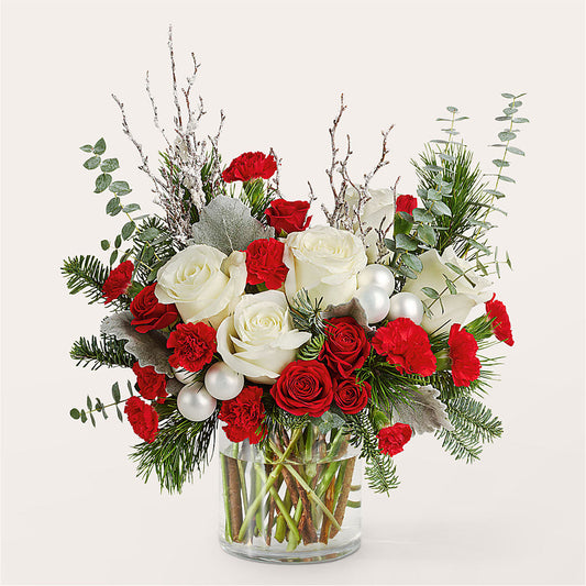 Trimming the Tree Bouquet –  Park Lake Flowers, Mc Gregor TX